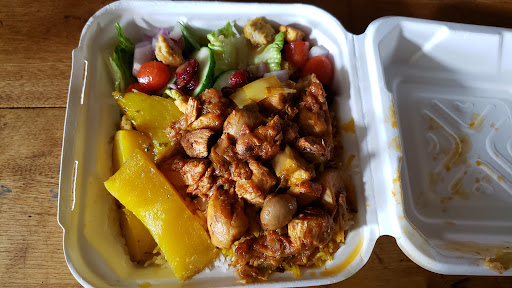 Photo of Chelo Chick - 75 Centennial Pkwy N, Hamilton, ON L8E 2P2