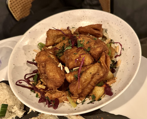 Photo of Maro's - 135 Kerr St, Oakville, ON L6K 3A6