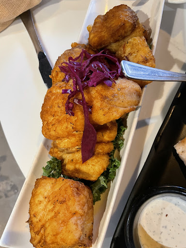 Photo of Maro's - 135 Kerr St, Oakville, ON L6K 3A6