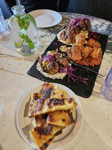 Photo of Maro's - 135 Kerr St, Oakville, ON L6K 3A6