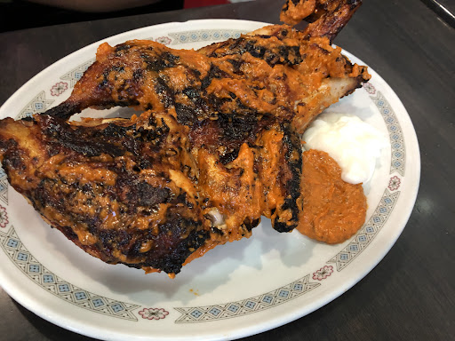 Photo of Leo’s Grilled Chicken - 1040 12 Ave SW, Calgary, AB T2R 0J6