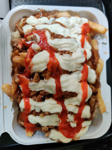 Photo of Mozy's Shawarma - 247 King St N, Waterloo, ON N2J 2Y8