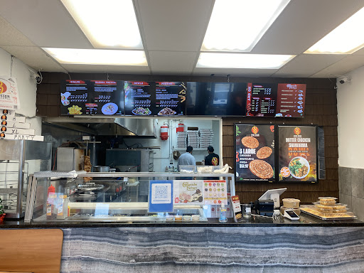 Photo of 5 Star Shawarma and Pizza (halal) - 585 Weber St N #4, Waterloo, ON N2V 1V8