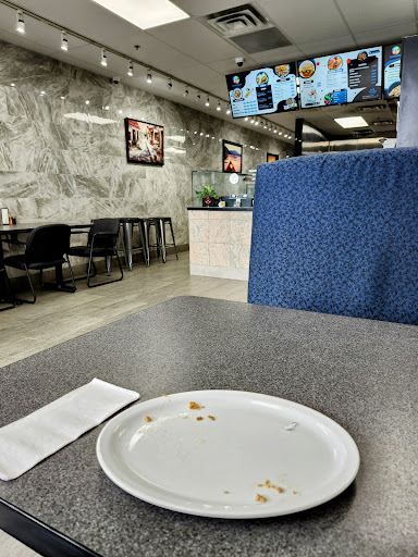 Photo of 4 Seasons Shawarma - 450 Columbia St W #24, Waterloo, ON N2T 2W1
