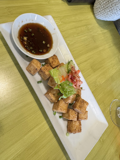 Photo of QUATRO ASIAN BISTRO - 731 Railway Ave, Canmore, AB T1W 1P2