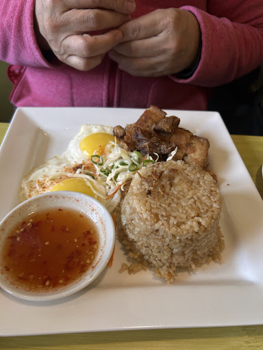 Photo of QUATRO ASIAN BISTRO - 731 Railway Ave, Canmore, AB T1W 1P2