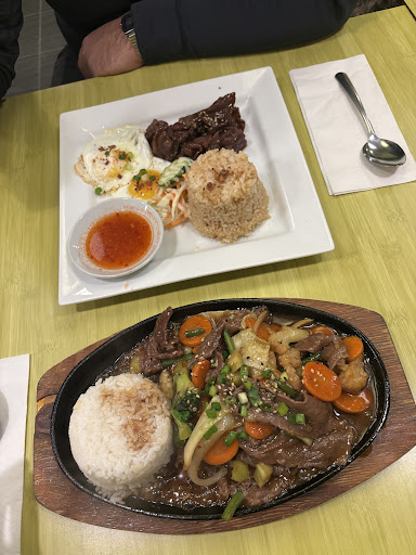 Photo of QUATRO ASIAN BISTRO - 731 Railway Ave, Canmore, AB T1W 1P2