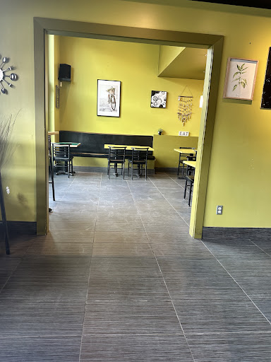 Photo of QUATRO ASIAN BISTRO - 731 Railway Ave, Canmore, AB T1W 1P2
