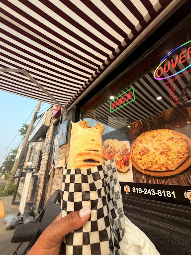 Photo of Mia Pizza & Shawarma - 1124 Rue Saint-Louis, Gatineau, QC J8T 2R7