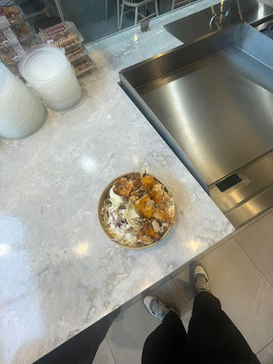 Photo of Restaurant Boustan - Solar Uni-Quartier, 330 Av. de l'Equinoxe, Brossard, QC J4Z 0R4