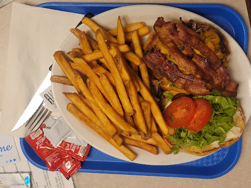 Photo of Monte Carlo Grill & Pizza - 1935 Columbia Ave, Castlegar, BC V1N 2W8
