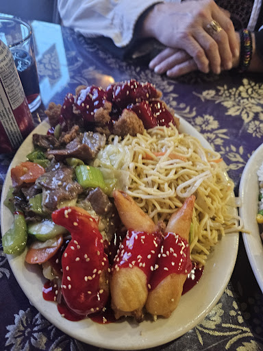 Photo of Chopsticks - 789 Columbia Ave, Castlegar, BC V1N 1H1