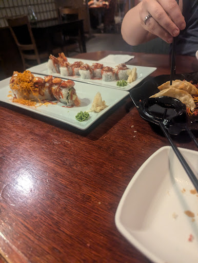 Photo of Red Fin Sushi & K-Food - V1N 4W3 British Columbia, Castlegar, Columbia Ave, #111