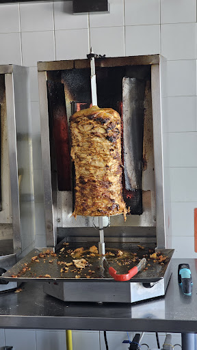 Photo of LE ROI DU DÖNER - 1025 Bd du Séminaire N local 1, Saint-Jean-sur-Richelieu, QC J3A 1R7