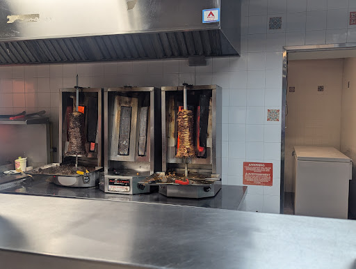 Photo of LE ROI DU DÖNER - 1025 Bd du Séminaire N local 1, Saint-Jean-sur-Richelieu, QC J3A 1R7