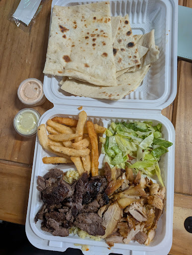 Photo of LE ROI DU DÖNER - 1025 Bd du Séminaire N local 1, Saint-Jean-sur-Richelieu, QC J3A 1R7