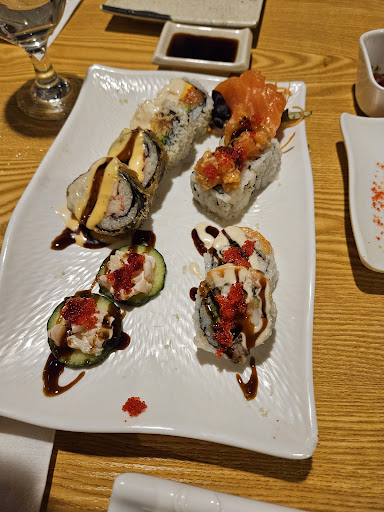 Photo of Sushi Izumi - 1000 Bd du Séminaire N, Saint-Jean-sur-Richelieu, QC J3A 1E5