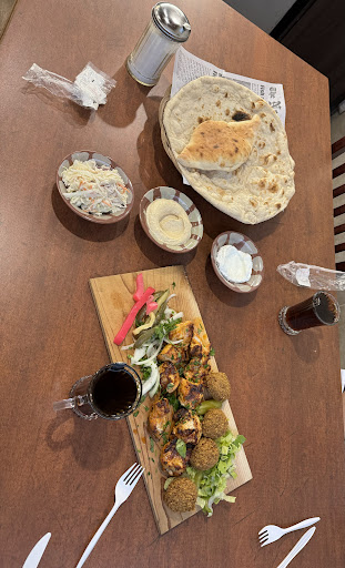 Photo of Mr. Samoona Grill & Bakery أوتاواافران و مشاوي صمونة - 2186b Lamira St, Ottawa, ON K1H 8L4