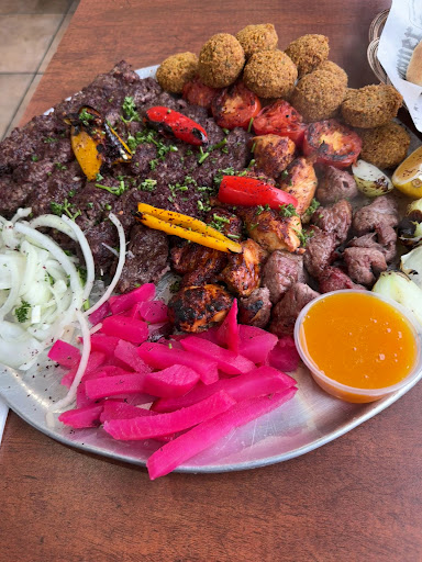 Photo of Mr. Samoona Grill & Bakery أوتاواافران و مشاوي صمونة - 2186b Lamira St, Ottawa, ON K1H 8L4