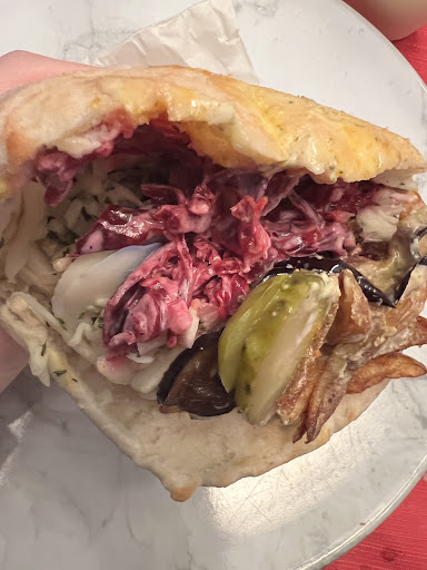 Photo of Le Falafel Plus+ - 6245 Bd Décarie, Montréal, QC H3W 3E1