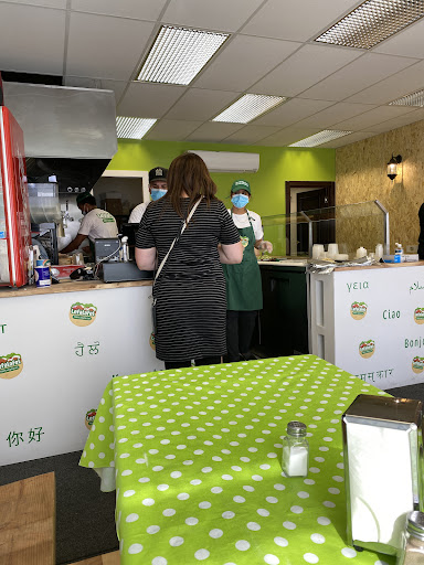 Photo of Le Falafel Plus+ - 6245 Bd Décarie, Montréal, QC H3W 3E1
