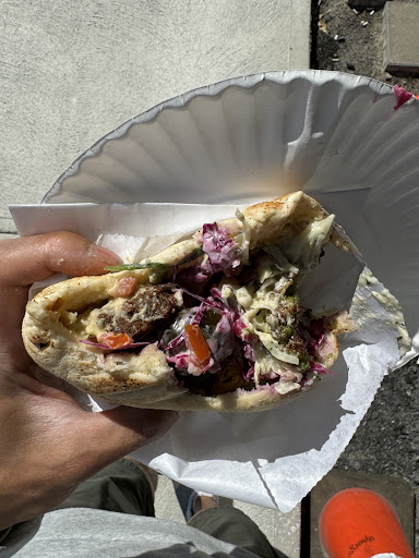 Photo of Le Falafel Plus+ - 6245 Bd Décarie, Montréal, QC H3W 3E1
