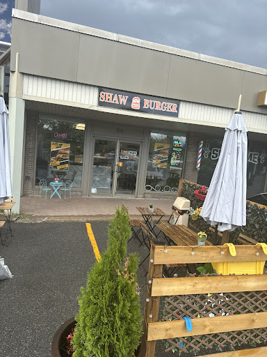Photo of Restaurant Shaw burger - 475 Av. Dumont #103, Dorval, QC H9S 5W2