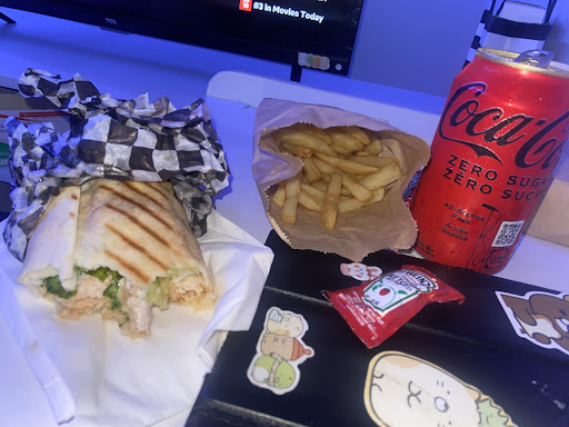 Photo of Restaurant Shaw burger - 475 Av. Dumont #103, Dorval, QC H9S 5W2