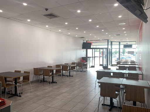 Photo of Restaurant Amir - 3343 Bd des Sources, Dollard-des-Ormeaux, QC H9B 1Z8