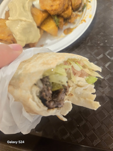 Photo of Kabab Restaurant - 3131 boulevard de la Côte Vertu, Saint-Laurent, QC H4R 1Y8