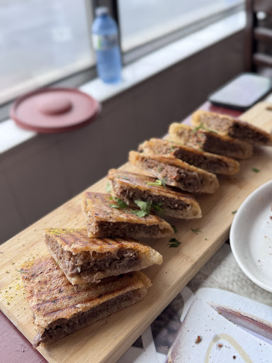 Photo of Le Méchant cuisinier - 4913 Bd Saint-Charles, Pierrefonds, QC H9H 3E4
