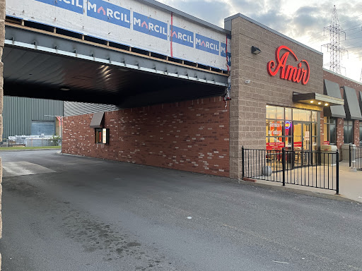 Photo of Amir - 3570 Bd Pitfield, Pierrefonds, QC H8Y 0A5