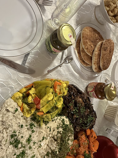 Photo of Falafel St. Jacques - 345 Rue Saint-Jacques, Lachine, QC H8R 1E6