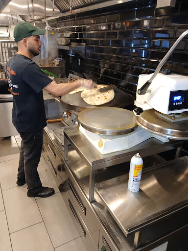 Photo of Shelby's Legendary Shawarma - Sarnia - 493 Christina St N, Sarnia, ON N7T 5W3