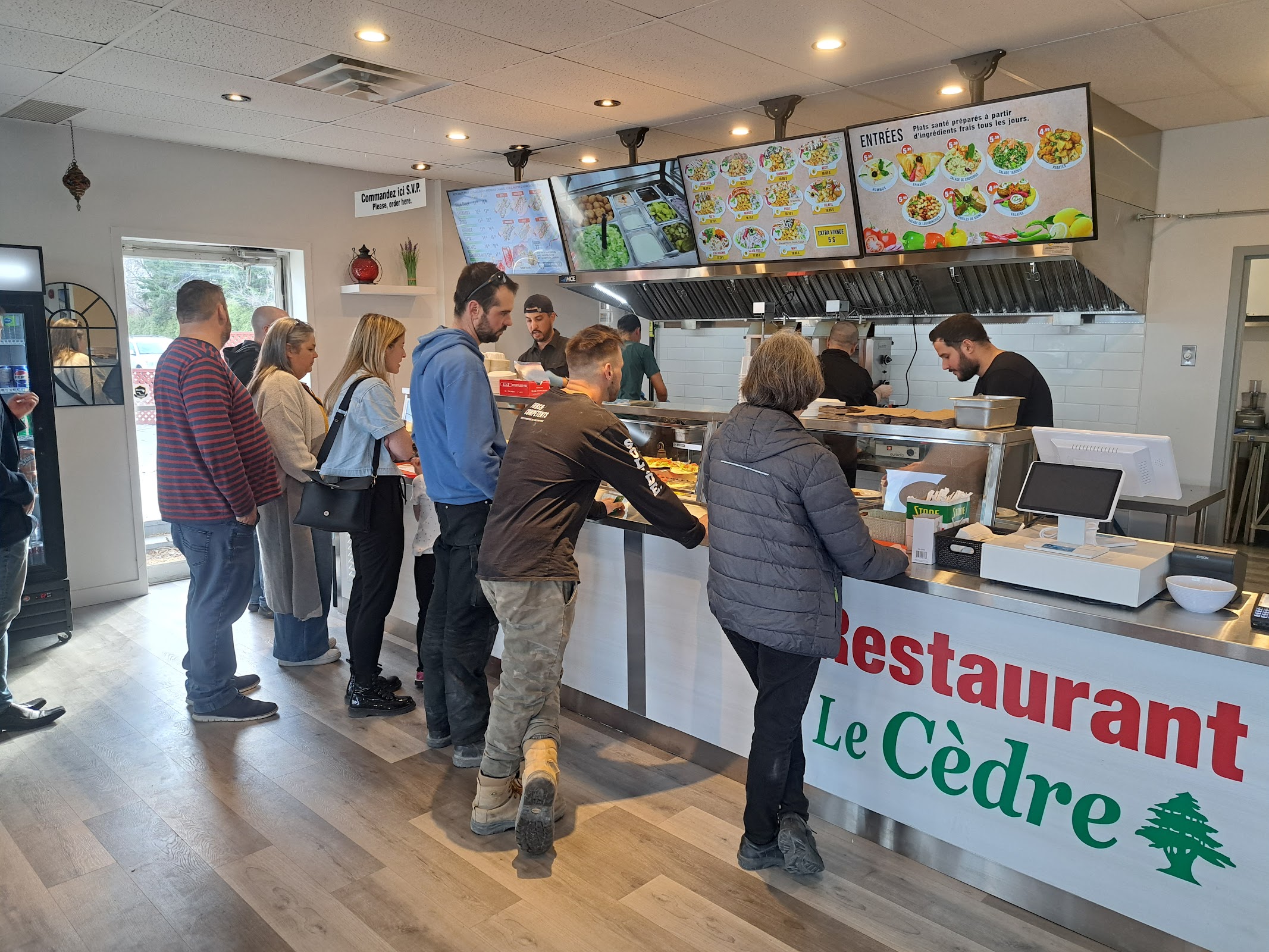 Photo of Le Cèdre - 1875 Rue Notre Dame, L'Ancienne-Lorette, QC G2E 3E1