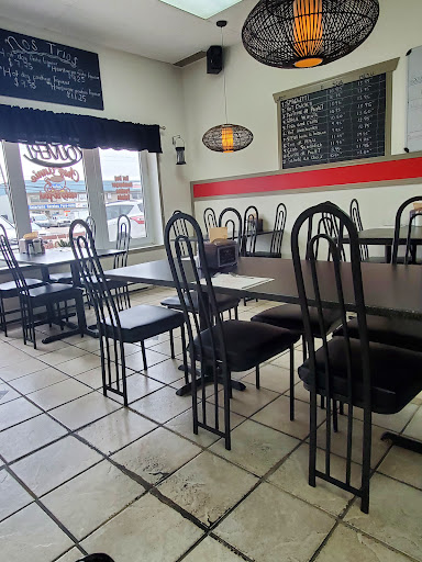 Photo of Restaurant Chez Annie - 1660 Bd Saint-Paul porte 102, Chicoutimi, QC G7J 4N1