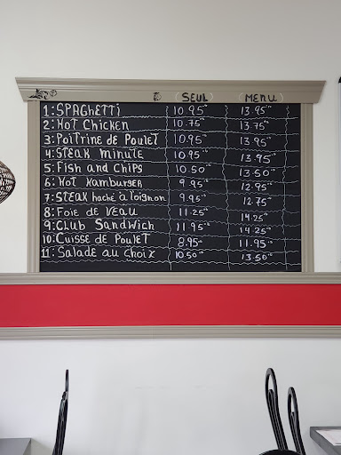 Photo of Restaurant Chez Annie - 1660 Bd Saint-Paul porte 102, Chicoutimi, QC G7J 4N1