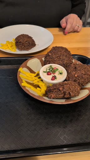 Photo of Zeitoun Cuisine Libanaise - 220 Bd Wilfrid-Hamel, Québec, QC G1L 5A7