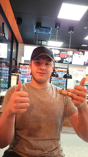 Photo of Pizza Pizza - 45966 Yale Rd, Chilliwack, BC V2P 2M3