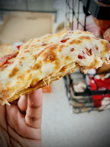 Photo of Pizza Pizza - 45966 Yale Rd, Chilliwack, BC V2P 2M3