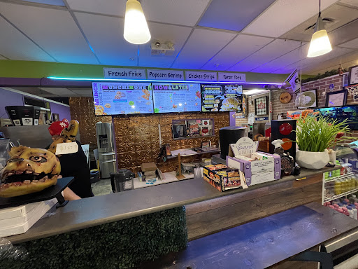 Photo of Munchikone kitchen & bubbles - 1781 Heath Rd, Agassiz, BC V0M 1A2