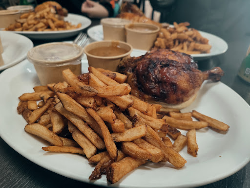 Photo of Rôtisserie Charly-coq - 79 Rue Child, Coaticook, QC J1A 2B4