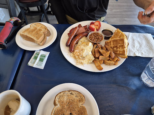 Photo of Village Grec - 1320 Rue Denault, Sherbrooke, QC J1H 2P7