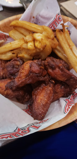 Photo of St. Louis Bar & Grill - 10 Balsam St, Collingwood, ON L9Y 3J4