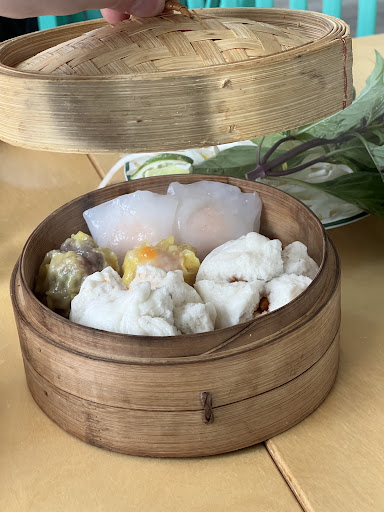 Photo of Minh's (Collingwood) - 14 Balsam St, Collingwood, ON L9Y 4H7