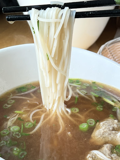 Photo of Minh's (Collingwood) - 14 Balsam St, Collingwood, ON L9Y 4H7