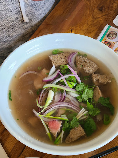 Photo of Minh's (Collingwood) - 14 Balsam St, Collingwood, ON L9Y 4H7