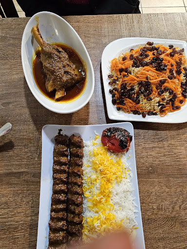 Photo of DAY 2 DAY HALAL RESTAURANT - 2540 Shaughnessy St #101, Port Coquitlam, BC V3C 3W4