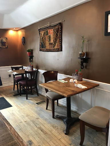 Photo of Tiny Table - 11 Fourth St W, Cornwall, ON K6J 3P9