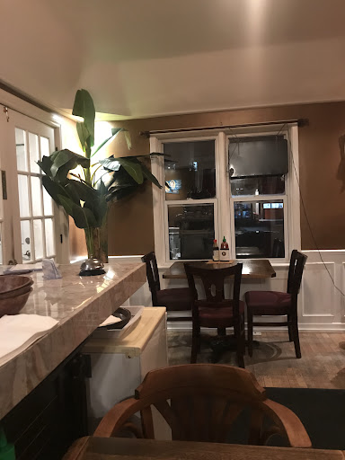 Photo of Tiny Table - 11 Fourth St W, Cornwall, ON K6J 3P9